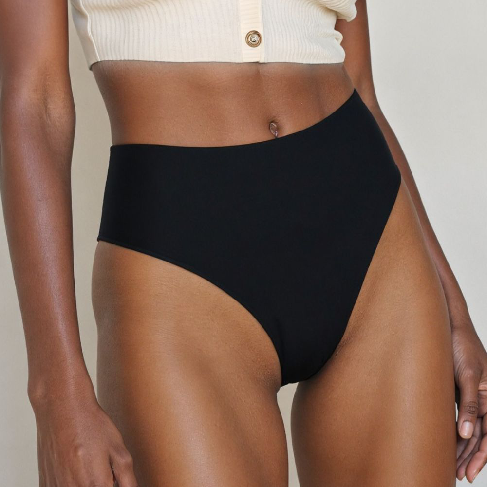 Seamless Camel Toe Thongs Pack
